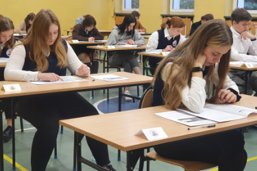 MATURA PRÓBNA
